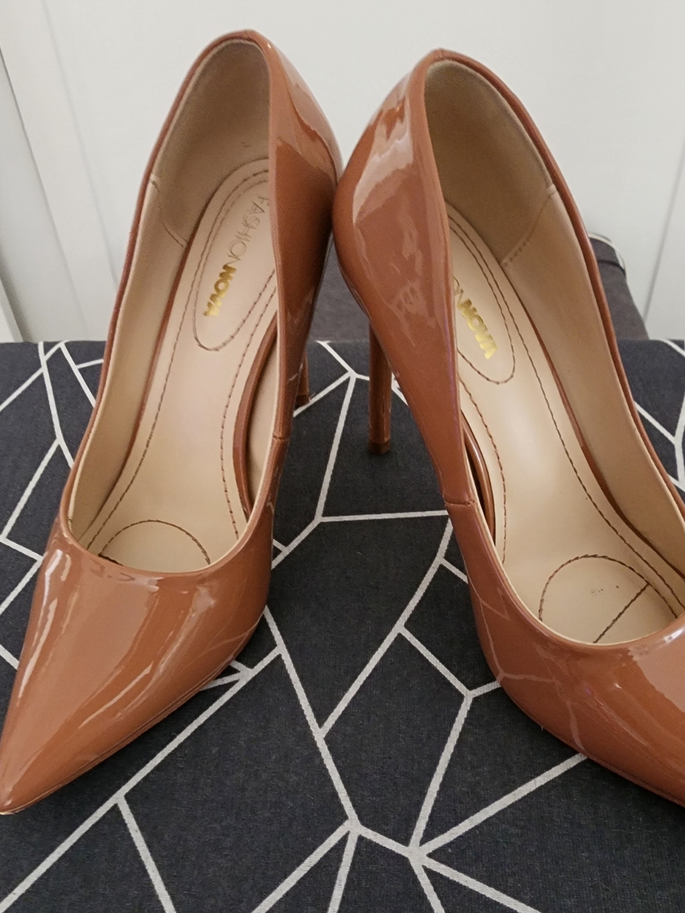 Fashion Nova Nude Patent Pointed-Toe Stiletto Heels